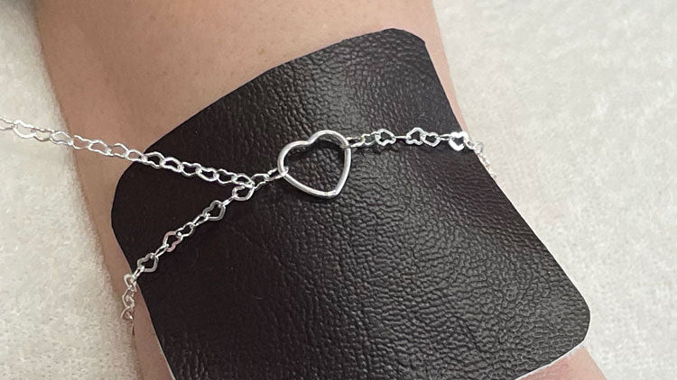 Welded bracelets | Permanent jewellery portsmouth, southampton, gosport, fareham, bournemouth, brighton, havant, worthing, chichester