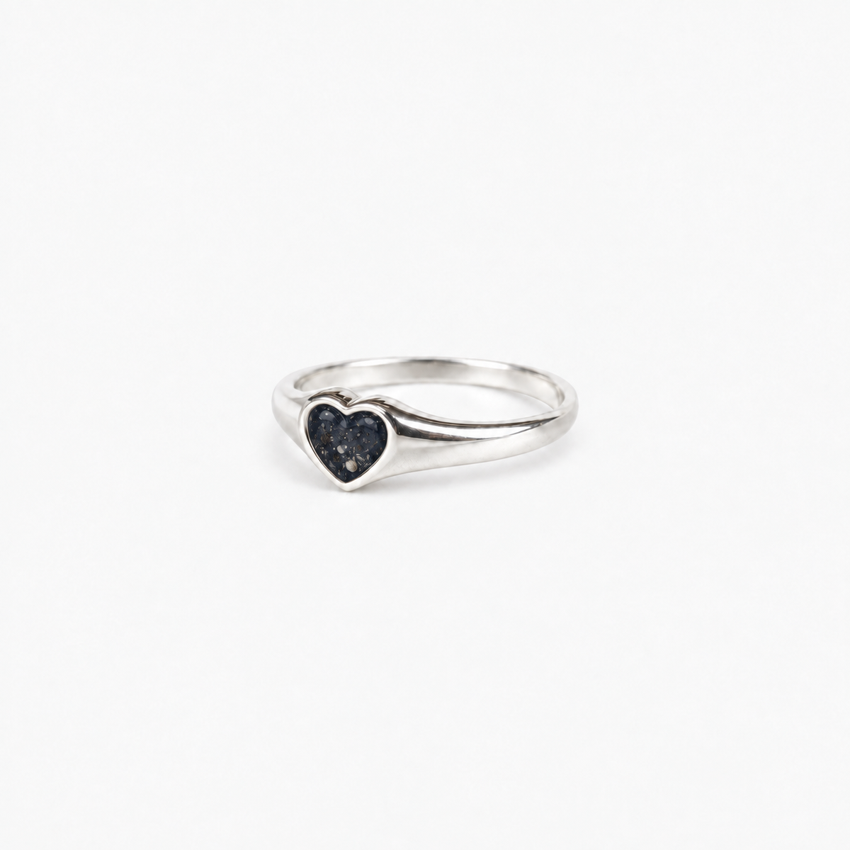 Petite Heart Ashes Ring — Midnight, visible ashes