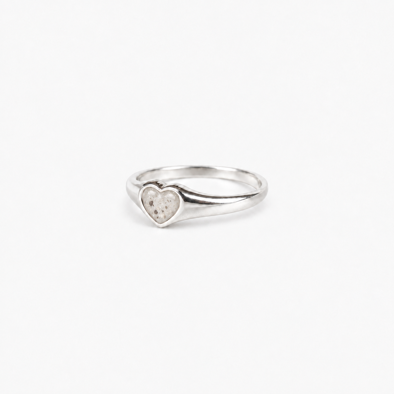 Petite Heart Ashes Ring — Pearl, visible ashes
