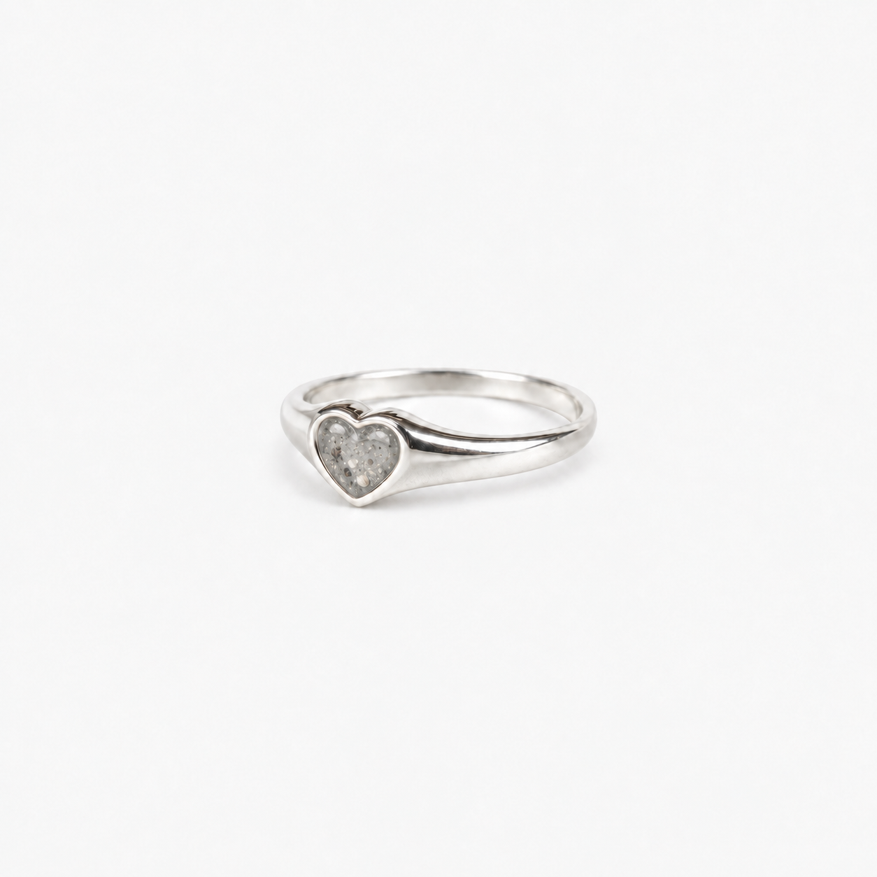 Petite Heart Ashes Ring — Silver, visible ashes