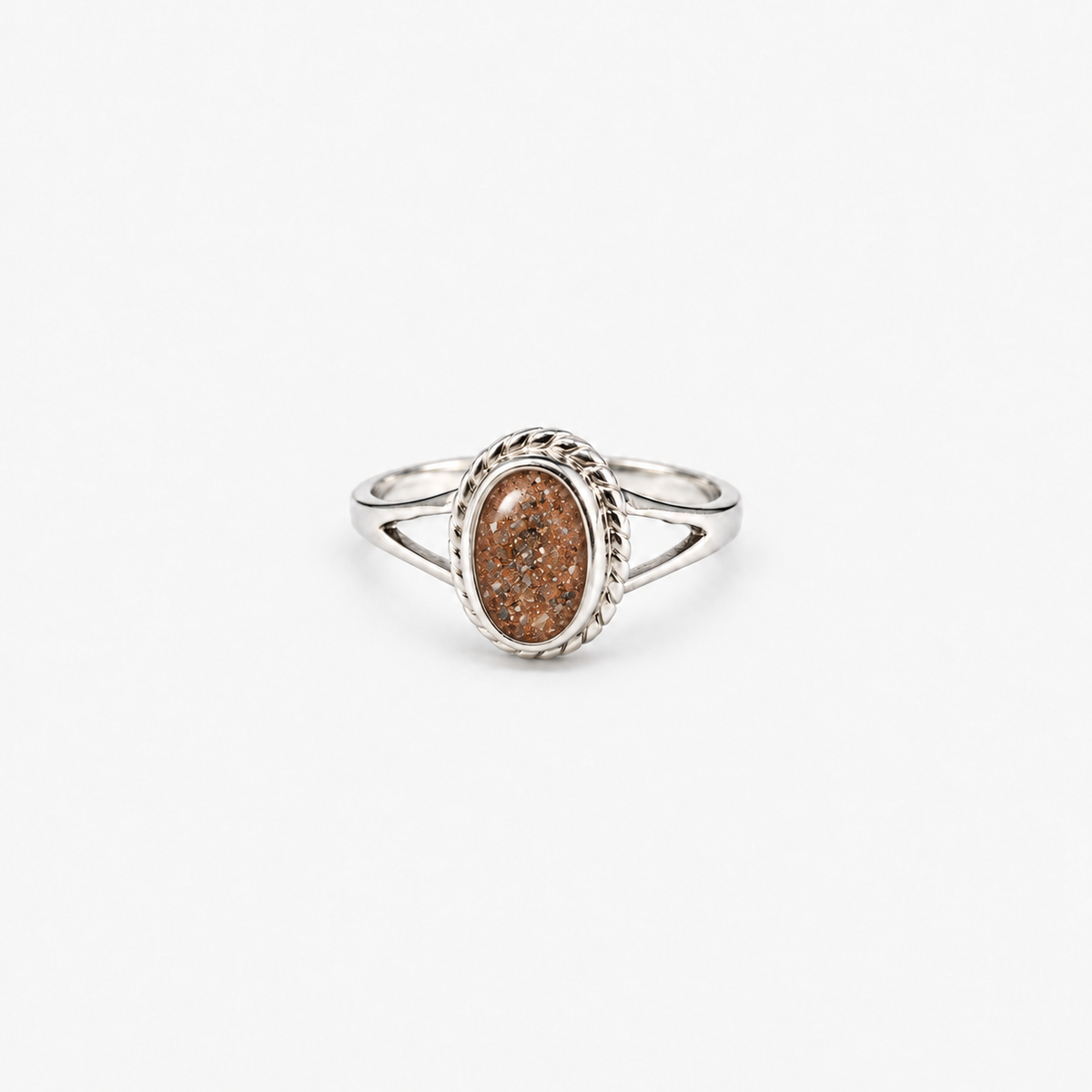 Rope Oval Ashes Ring — Copper, visible ashes