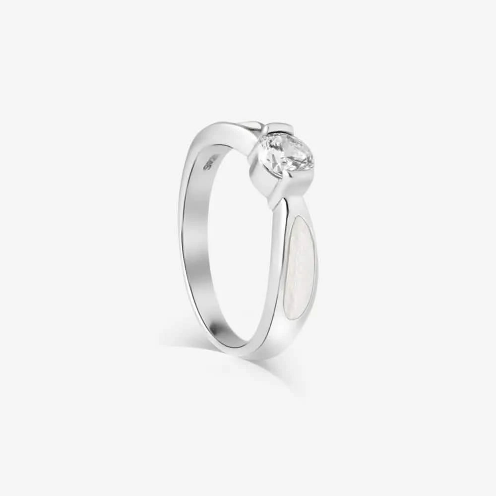 Solitaire Ashes Ring | Ashes Rings | Featherlings UK