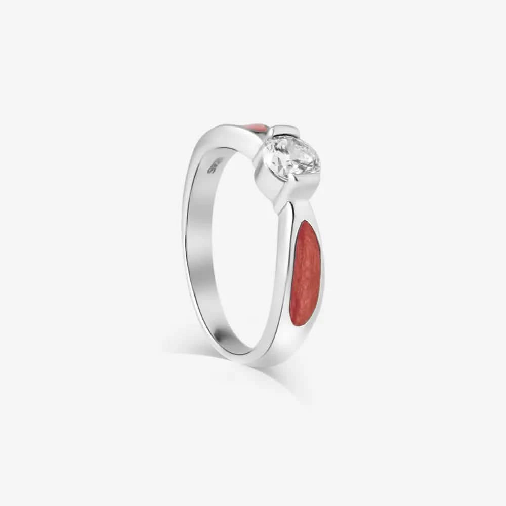 Solitaire Ashes Ring | Ashes Rings | Featherlings UK