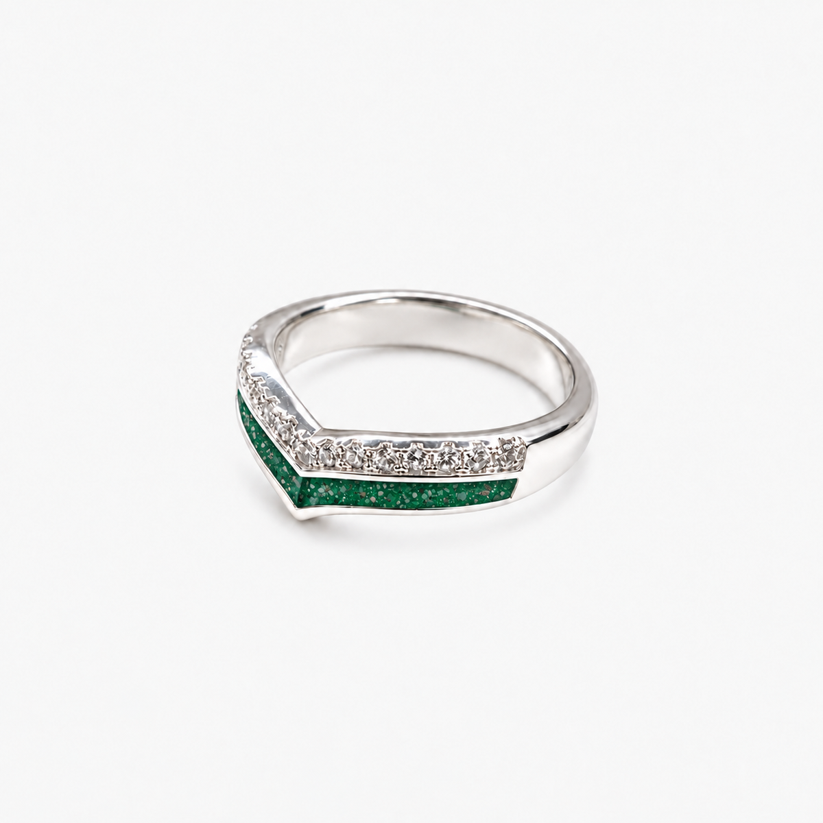 Wishbone Ashes Ring in Emerald with visible inclusions