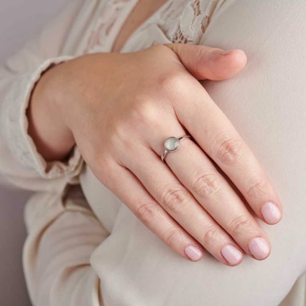 Round Ashes Ring | Ashes Rings | Featherlings UK