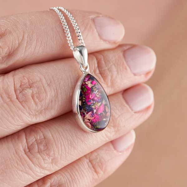 Personalised jewellery made with preserved wedding and funeral flowers