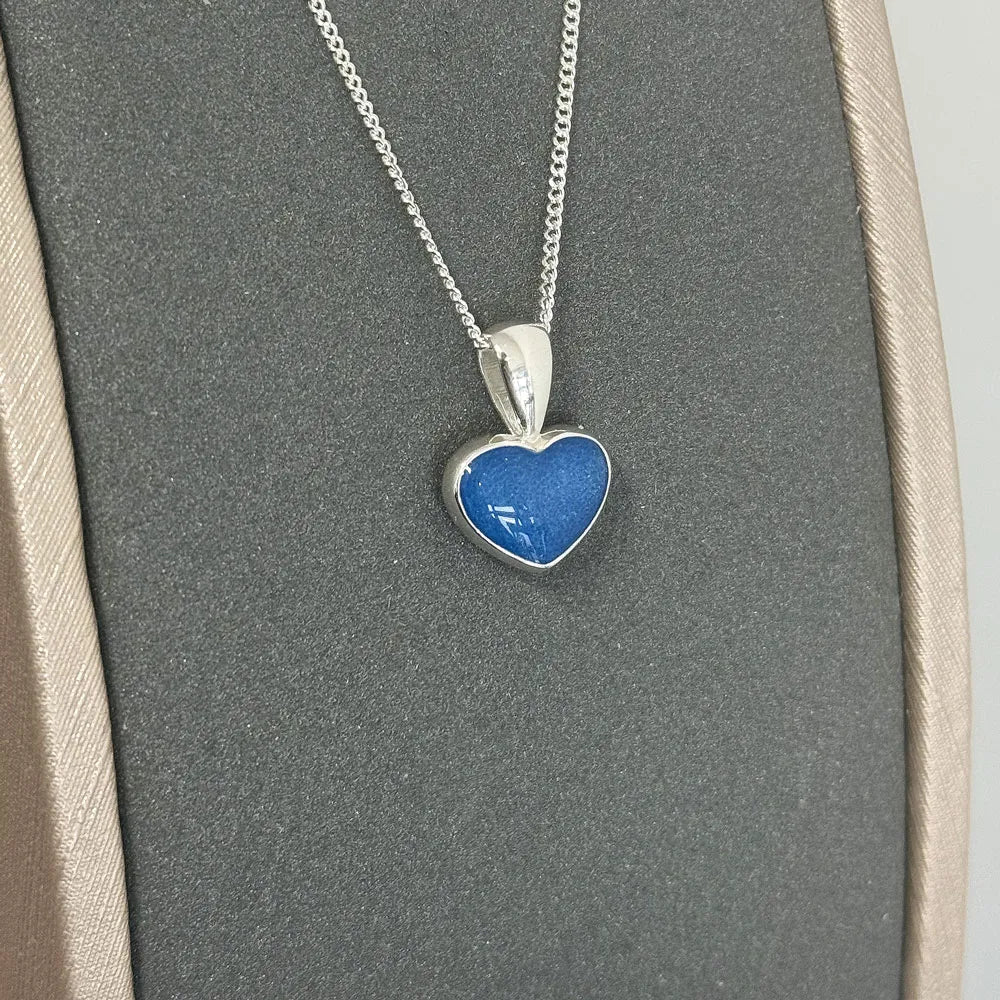 Love Heart Ashes Necklace | Ashes Pendant | Featherlings UK