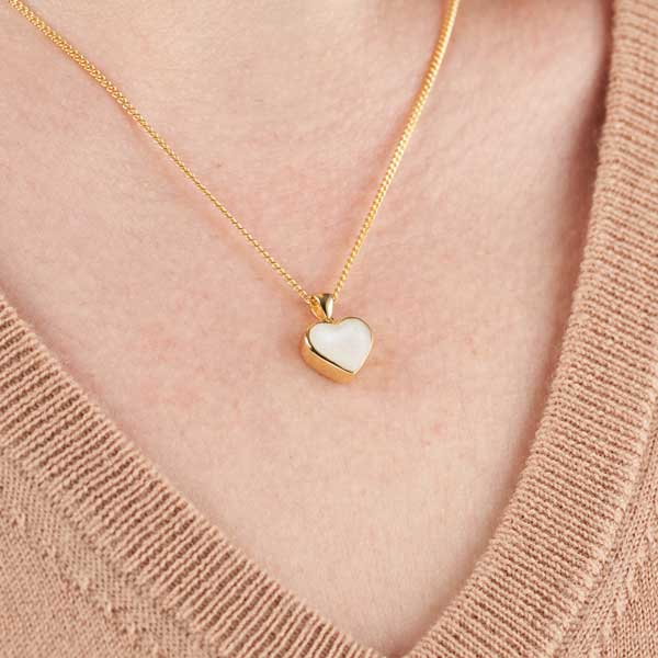 Breast Milk Jewelry Guide - Where to Buy Breast Milk Rings, Necklaces and  More