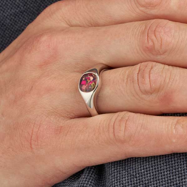 Unisex Signet Flower Ring | Dried Flower Jewellery | Featherlings UK