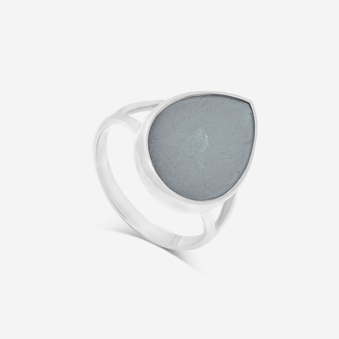 Tear Drop Ashes Ring | Ashes Rings | Featherlings UK