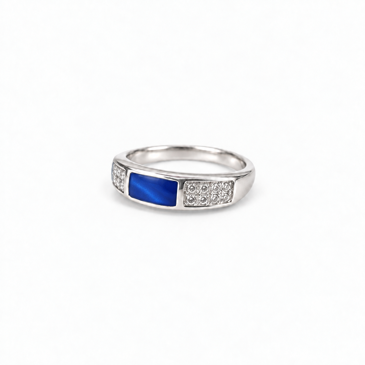 crystal channel silver ashes ring in Sapphire, hidden inclusions