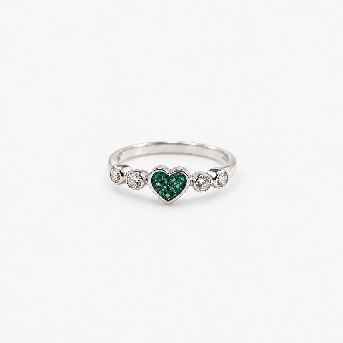 Dainty Heart Ashes Ring — Emerald, visible ashes