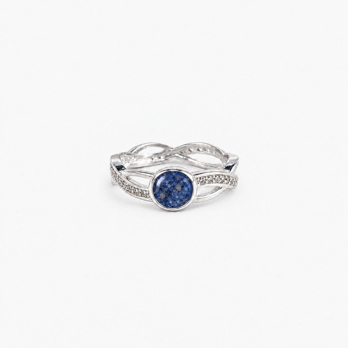 Entwined Ashes Ring — Sapphire, visible ashes