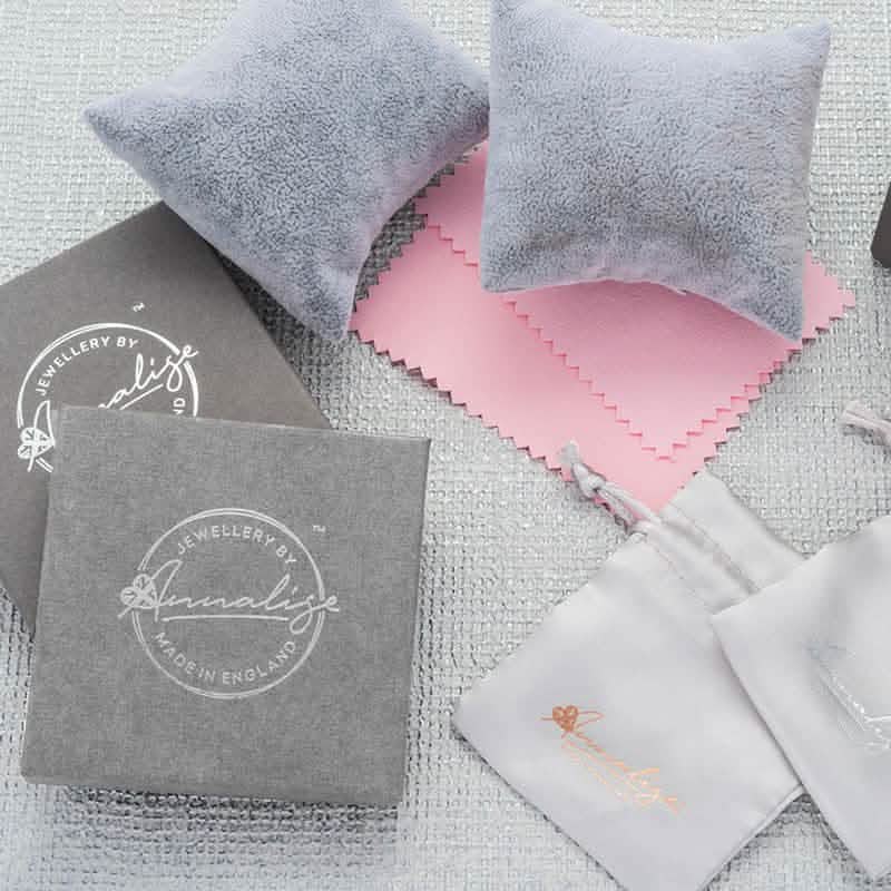 Featherlings photo charm gift packaging
