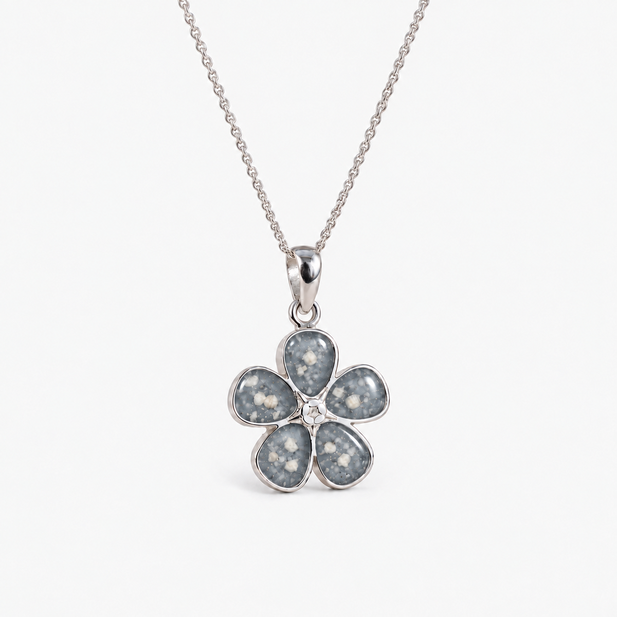 Forget-Me-Not Ashes Necklace – silver – ashes visible
