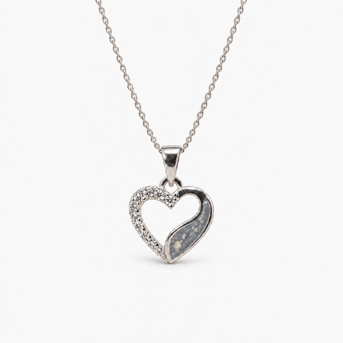 Crystal Sweep Heart Ashes Necklace – silver – ashes visible