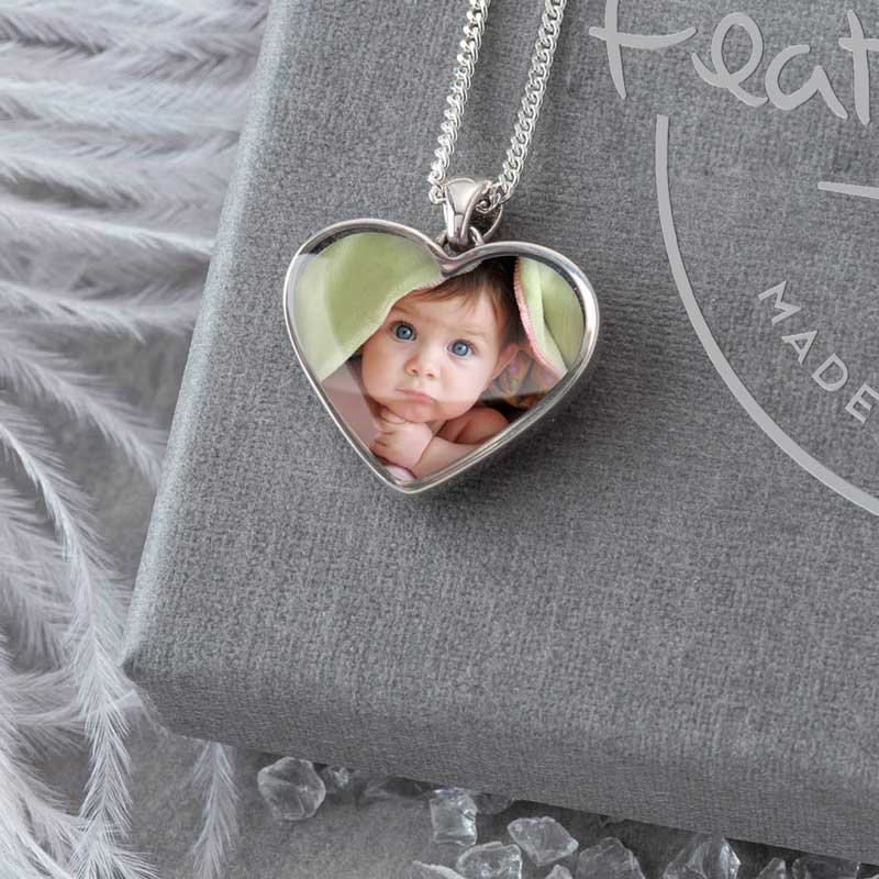 Personalised photo necklace