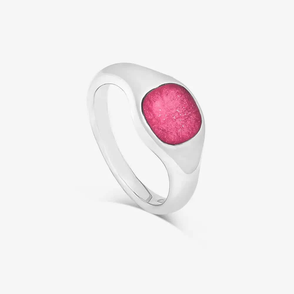 Signet Ashes Ring | Ashes Rings | Featherlings UK