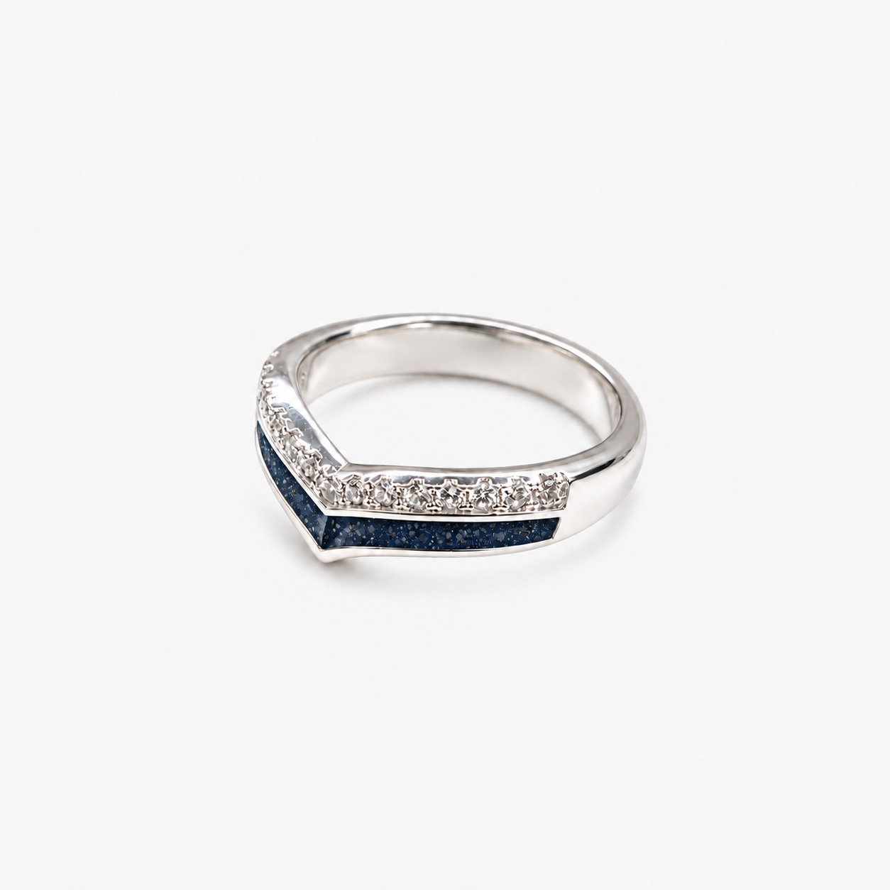 Wishbone Ashes Ring in Midnight with visible inclusions